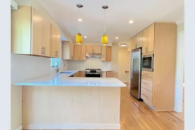 298 Adams St #-, Newton, MA 02458 - Photo 2
