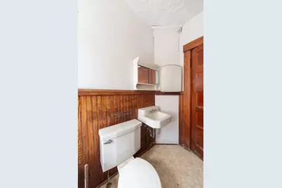 18 Pearl St, Webster, MA 01570 - Photo 22