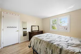 32 Yorktown Ct, Chicopee, MA 01020 - Photo 16