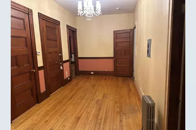 127 Hawthorn St #2, New Bedford, MA 02740 - Photo 2