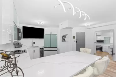 300 Lynn Shore Dr #210, Lynn, MA 01902 - Photo 4