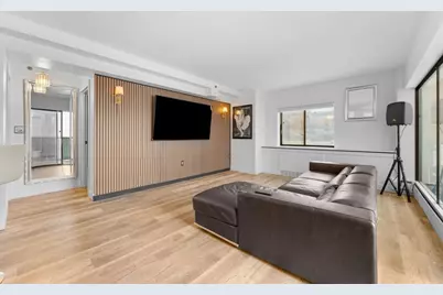 300 Lynn Shore Dr #210, Lynn, MA 01902 - Photo 10
