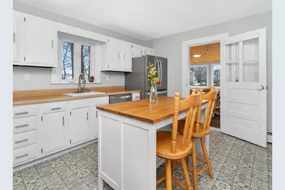 48 Mount Walley Road, Waltham, MA 02451 - Photo 4