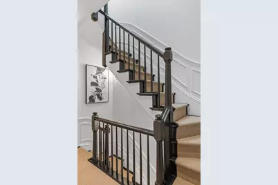 28 Lawrence St, Boston, MA 02116 - Photo 20