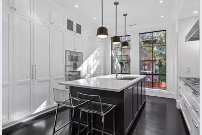 28 Lawrence St, Boston, MA 02116 - Photo 6