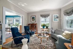 121 Thorndike St, Brookline, MA 02446 - Photo 10