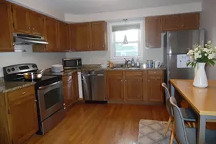 5 St Theresa Ave, Bristol, RI 02809 - Photo 2