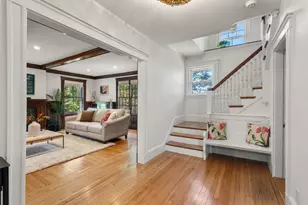 189 Mt Vernon St, Newton, MA 02465 - Photo 4