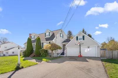 70 Westfield Dr, Brockton, MA 02301 - Photo 2