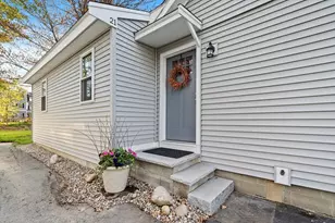 21 Ferdinand Passway, Lunenburg, MA 01462 - Photo 2