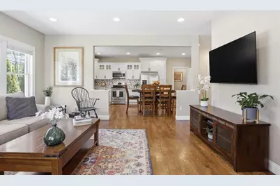 38 Salem Street #38, Winchester, MA 01890 - Photo 4