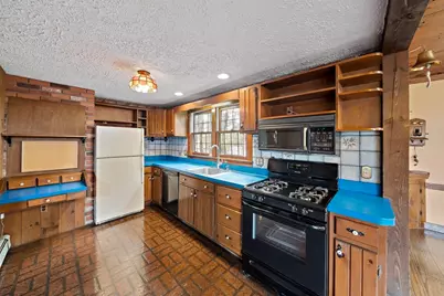 61 Belmont St, Weymouth, MA 02188 - Photo 2
