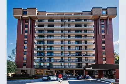 60 Longwood Ave #508, Brookline, MA 02446 - Photo 2