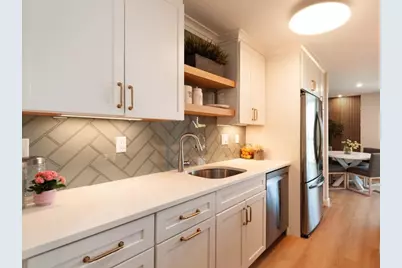 60 Longwood Ave #508, Brookline, MA 02446 - Photo 6