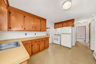 100 Assumption Avenue, Worcester, MA 01606 - Photo 4