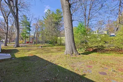 2 Perham St, Bedford, MA 01730 - Photo 38