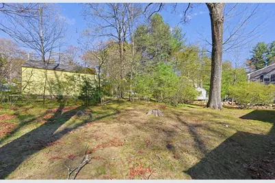 2 Perham St, Bedford, MA 01730 - Photo 34