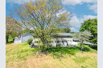 68 Honeysuckle Dr #68, Chicopee, MA 01022 - Photo 2