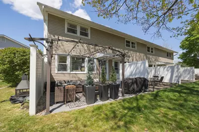 68 Honeysuckle Dr #68, Chicopee, MA 01022 - Photo 28