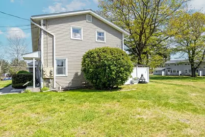 68 Honeysuckle Dr #68, Chicopee, MA 01022 - Photo 30
