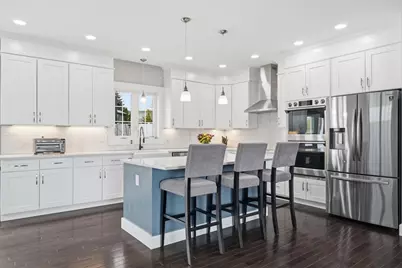46 Grand View Ave, Lynn, MA 01904 - Photo 2