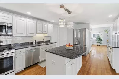 233 West St, Quincy, MA 02169 - Photo 6