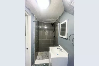 15 8th Ave, Haverhill, MA 01830 - Photo 8