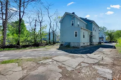 88 Tyler St, Springfield, MA 01109 - Photo 4