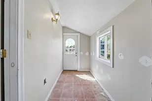 36 Ormond St, Boston, MA 02126 - Photo 24