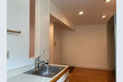 17 Short Street #4, Brookline, MA 02445 - Photo 6