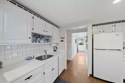 11 Old Country Way, Weymouth, MA 02188 - Photo 6