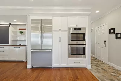 34 Russett Ln, Melrose, MA 02176 - Photo 8