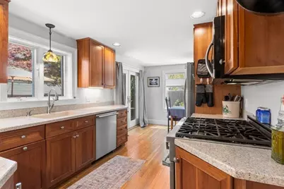 21 Purchase St, Newburyport, MA 01950 - Photo 6