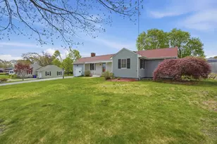 121 Wood St, Fall River, MA 02721 - Photo 4