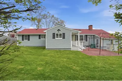 121 Wood Street, Fall River, MA 02721 - Photo 6