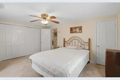 121 Wood Street, Fall River, MA 02721 - Photo 32