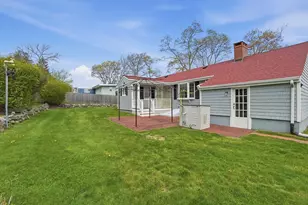 121 Wood St, Fall River, MA 02721 - Photo 38
