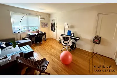 30 St Paul Street #6, Brookline, MA 02446 - Photo 2