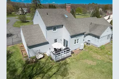 6 Duncan Dr #B, Deerfield, MA 01373 - Photo 4