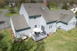 6 Duncan Dr, Deerfield, MA 01373 - Photo 4
