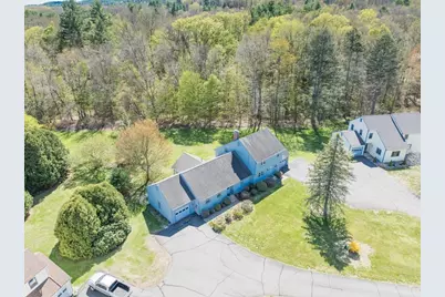 6 Duncan Dr #B, Deerfield, MA 01373 - Photo 8
