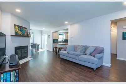 6 Duncan Dr #B, Deerfield, MA 01373 - Photo 6