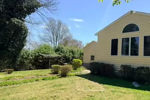 1206 Old N St, Somerset, MA 02726 - Photo 4
