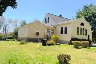 1206 Old N St, Somerset, MA 02726 - Photo 2