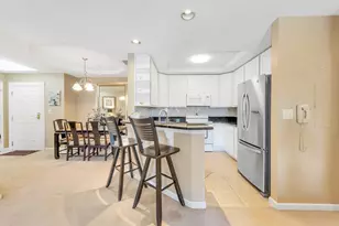 989 East St, Dedham, MA 02026 - Photo 6
