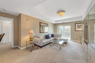 989 East St, Dedham, MA 02026 - Photo 4