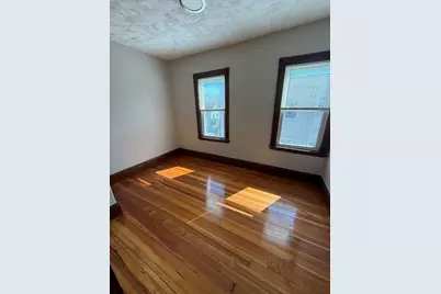 33 Newburg St #3, Boston, MA 02131 - Photo 14