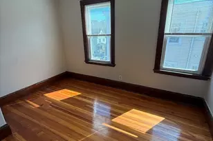 33 Newburg St, Boston, MA 02131 - Photo 14