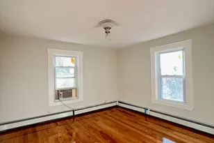 27 Barry St, Boston, MA 02129 - Photo 14