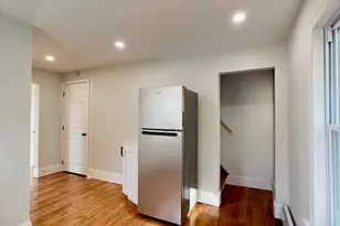 27 Barry St, Boston, MA 02129 - Photo 6